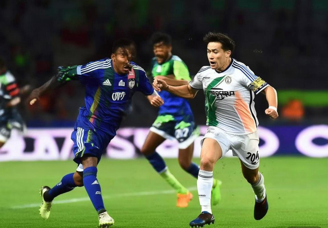 亚冠积分榜风云突变！中超球队集体垫底，成都蓉城逼平上海海港难改出线形势